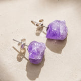 Ohrstecker mit abstraktem Amethyst-Kristall